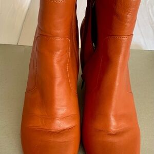 Robert Clergerie Women's Orange/ Ochre Soft Leather Ankle Boots size 39B US 7.5